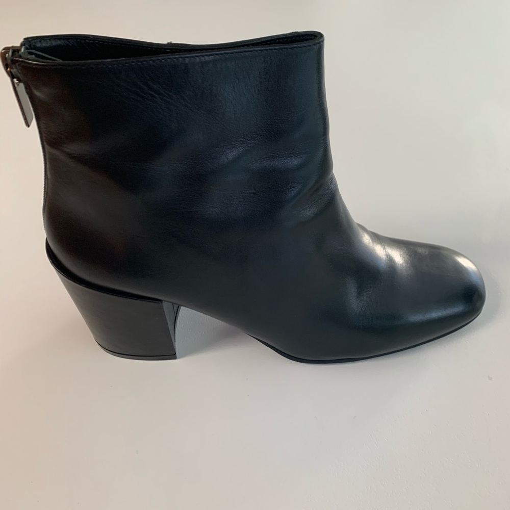 Stuart Weitzman Ankle Boots - image 6